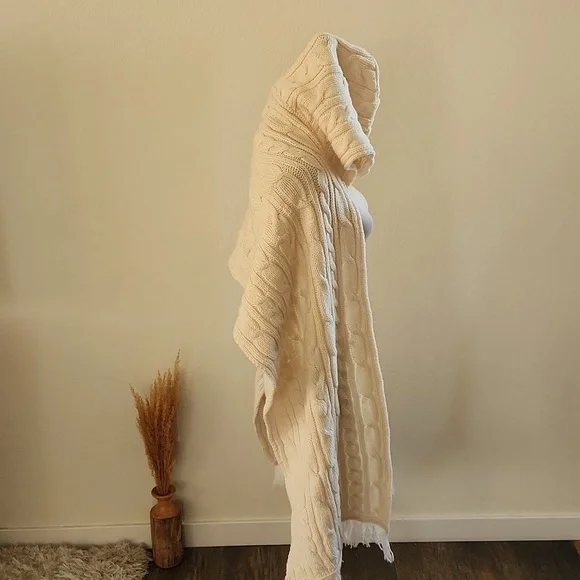 Aran Sweater Market Hooded Shawl Scarf - Picture 4 of 5